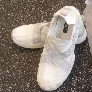 DKNY women's size 3 shoe
